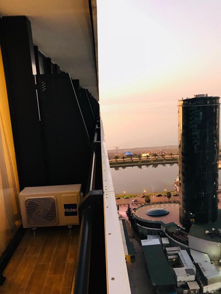 Аппартаменты В Батуми С Видом На Море В Orbi City Apartment Room photo
